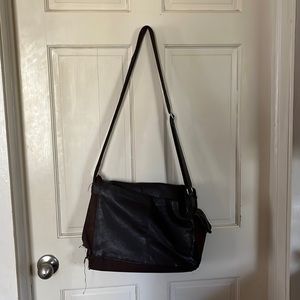 Fossil crossbody leather messenger bag